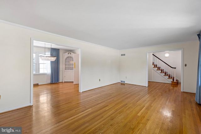 1110 WEBSTER DR, Wilmington, DE 19803