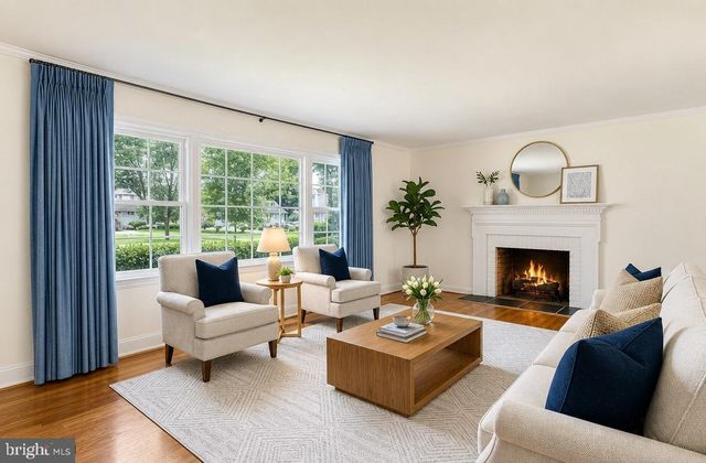1110 WEBSTER DR, Wilmington, DE 19803