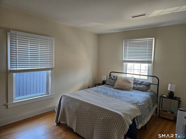 1118 Main Street Apt 1, Branford, CT 06405