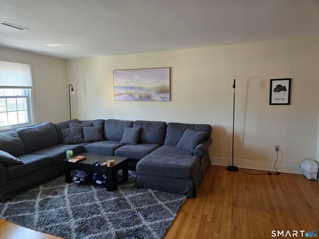1118 Main Street Apt 1, Branford, CT 06405