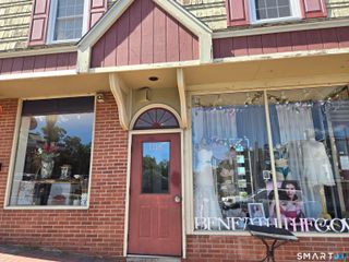 1118 Main Street Apt 1, Branford, CT 06405