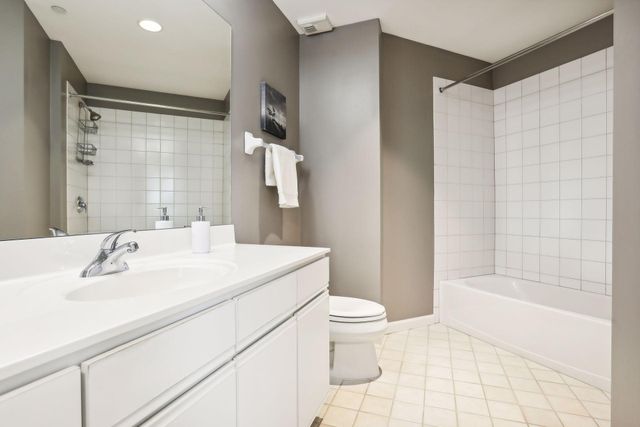 500 E Grant Street 1102, Minneapolis, MN 55404