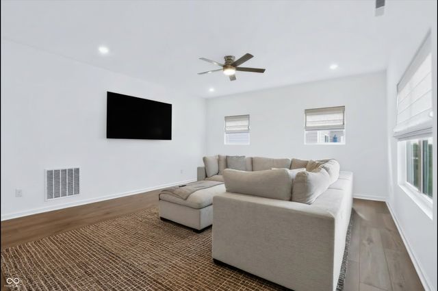 1392 Little Rodeo Place, Greenwood, IN 46143