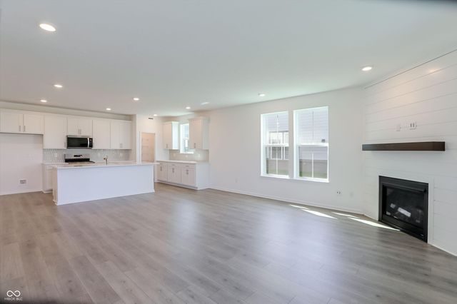 18332 Depoe Lane, Westfield, IN 46074