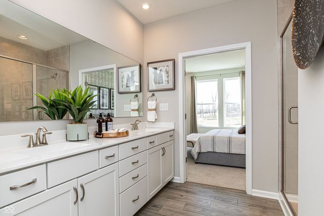 18332 Depoe Lane, Westfield, IN 46074