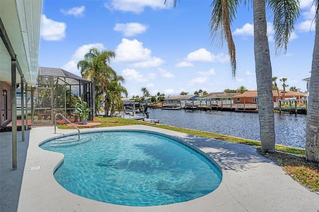 3340 FLORAMAR TERRACE, New Port Richey, FL 34652
