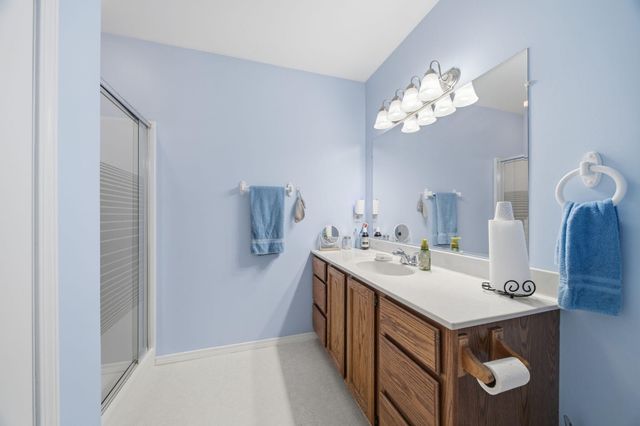 220 Holly Lane, Schererville, IN 46375