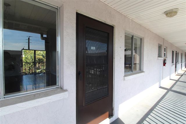 3101 BEE RIDGE ROAD 215, Sarasota, FL 34239