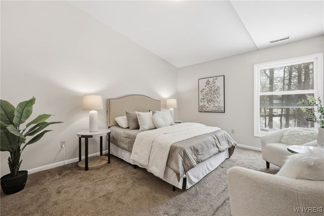 1075 Youngs Road H, Amherst, NY 14221