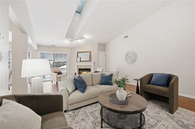 1075 Youngs Road H, Amherst, NY 14221