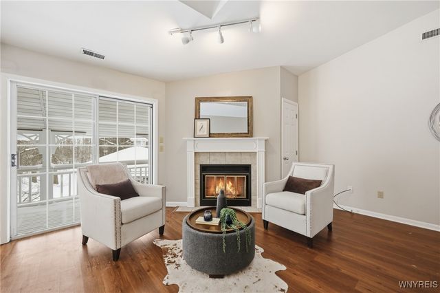 1075 Youngs Road H, Amherst, NY 14221