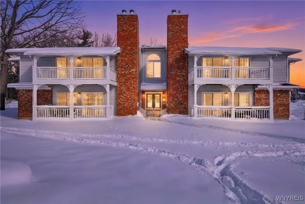 1075 Youngs Road H, Amherst, NY 14221