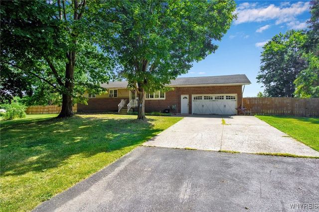 10855 Griswold Road, Darien, NY 14040