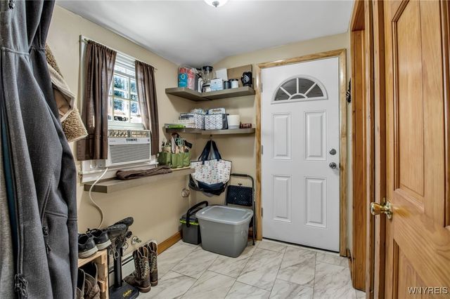 10855 Griswold Road, Darien, NY 14040