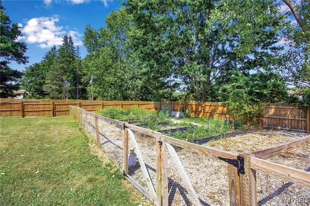 10855 Griswold Road, Darien, NY 14040