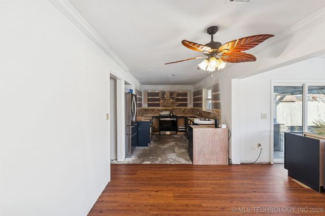 612 Westwood Drive, Claremore, OK 74017