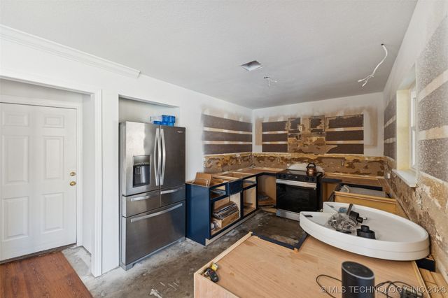 612 Westwood Drive, Claremore, OK 74017