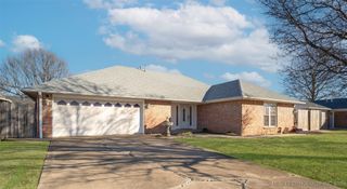 612 Westwood Drive, Claremore, OK 74017
