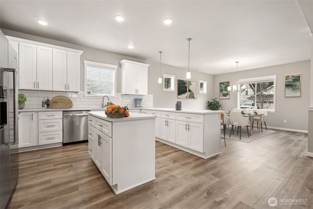 3642 22nd Avenue NE, Olympia, WA 98506