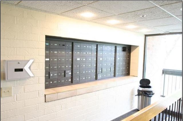 1800 HUNTINGTON Boulevard 206, Hoffman Estates, IL 60169