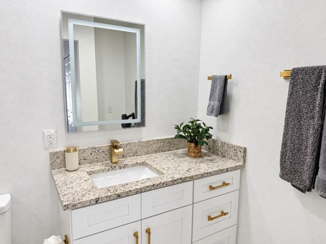 5483 FRIARSWAY DRIVE, Tampa, FL 33624