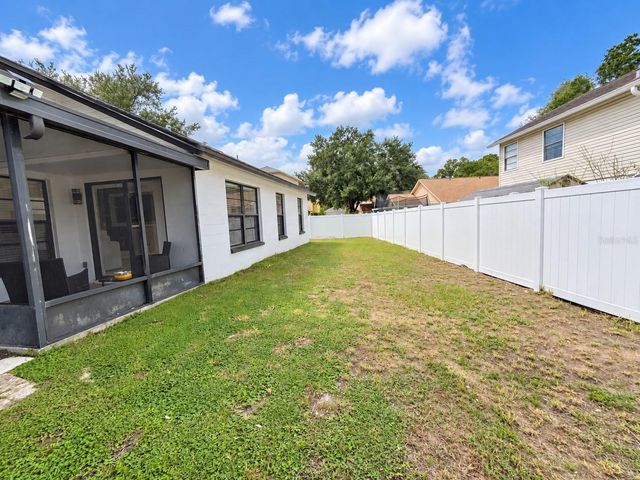 5483 FRIARSWAY DRIVE, Tampa, FL 33624