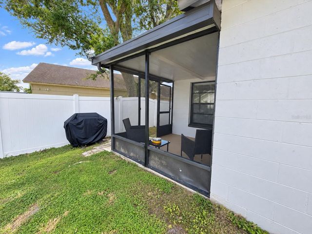 5483 FRIARSWAY DRIVE, Tampa, FL 33624