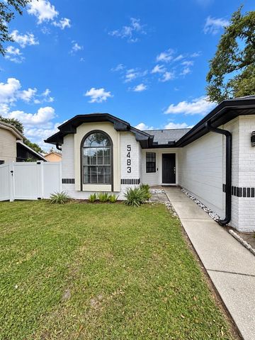5483 FRIARSWAY DRIVE, Tampa, FL 33624