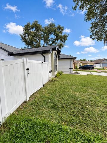 5483 FRIARSWAY DRIVE, Tampa, FL 33624