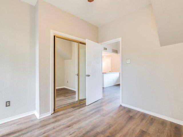 601 Nelray BLVD 13, Austin, TX 78751