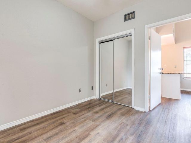 601 Nelray BLVD 13, Austin, TX 78751