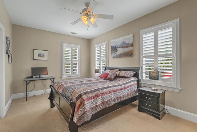 129 Jakes Lane, Mount Pleasant, SC 29464