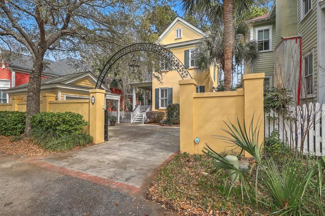 129 Jakes Lane, Mount Pleasant, SC 29464