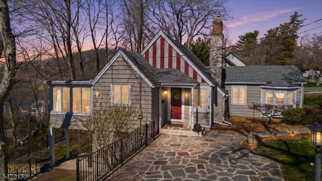 25 Indian Trl, Sparta Twp., NJ 07871
