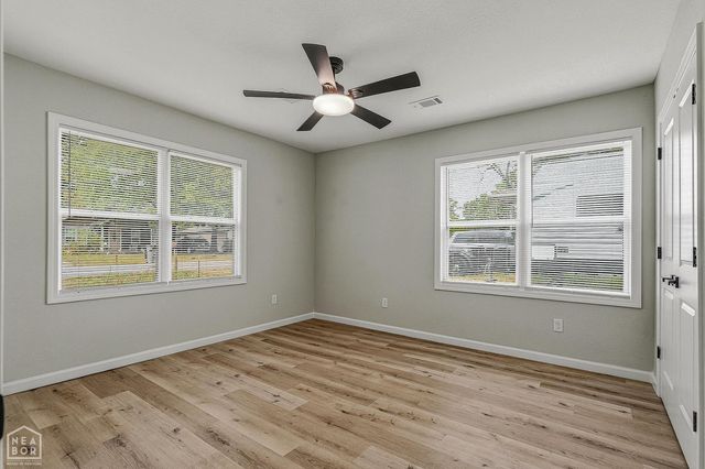 207 S 14th Avenue, Paragould, AR 72450