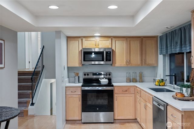 15618 SE 174th Street, Renton, WA 98058