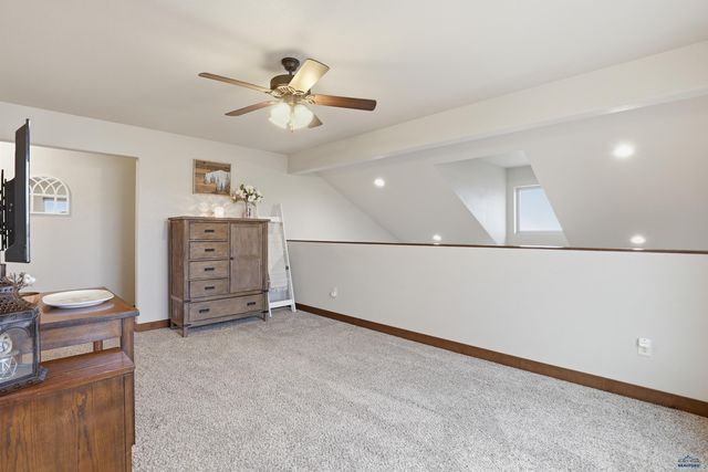 1144 SINGLE TREE DR, Piedmont, SD 57769