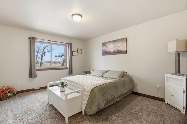 1144 SINGLE TREE DR, Piedmont, SD 57769