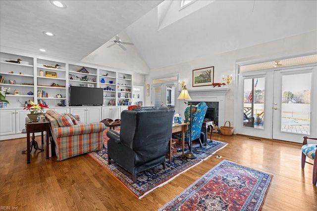 2104 Lynx CT, Virginia Beach, VA 23456