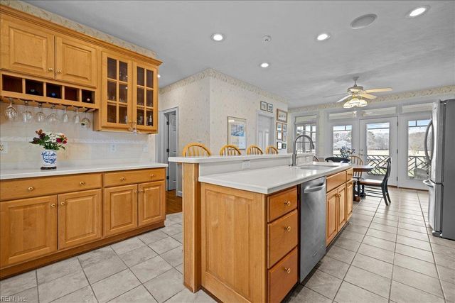 2104 Lynx CT, Virginia Beach, VA 23456