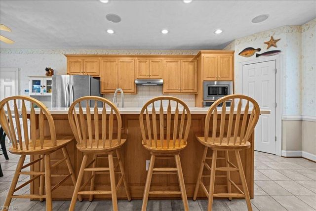 2104 Lynx CT, Virginia Beach, VA 23456