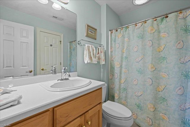 2104 Lynx CT, Virginia Beach, VA 23456