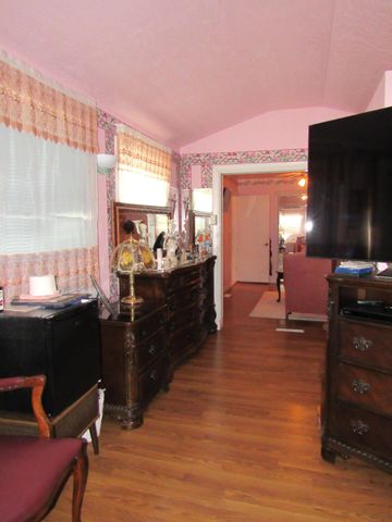 843 N Ernest Street, Griffith, IN 46319