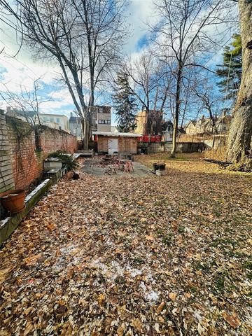 157 Grand Street, Newburgh, NY 12550