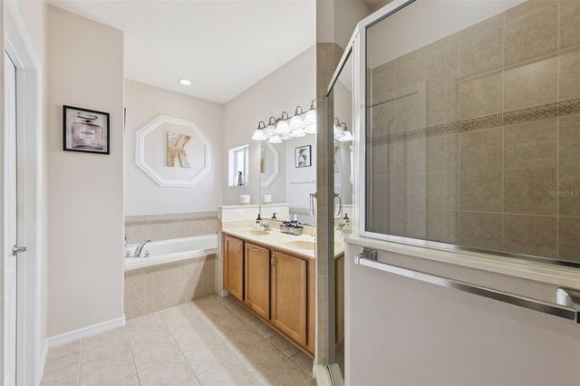 6220 N BELDON DR, Mount Dora, FL 32757