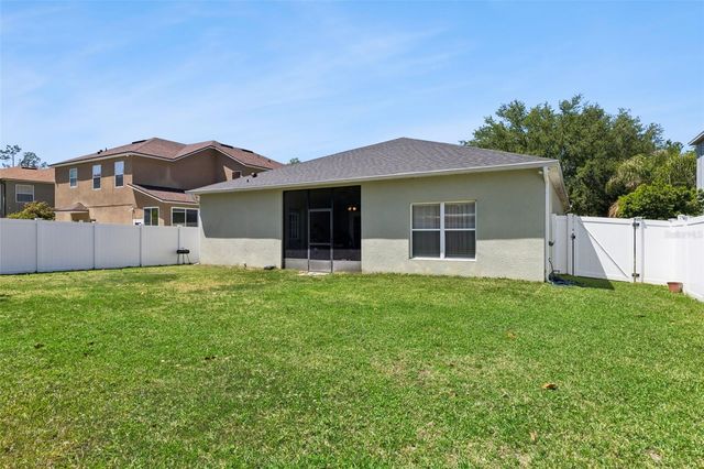 6220 N BELDON DR, Mount Dora, FL 32757