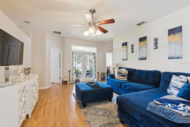 6220 N BELDON DR, Mount Dora, FL 32757