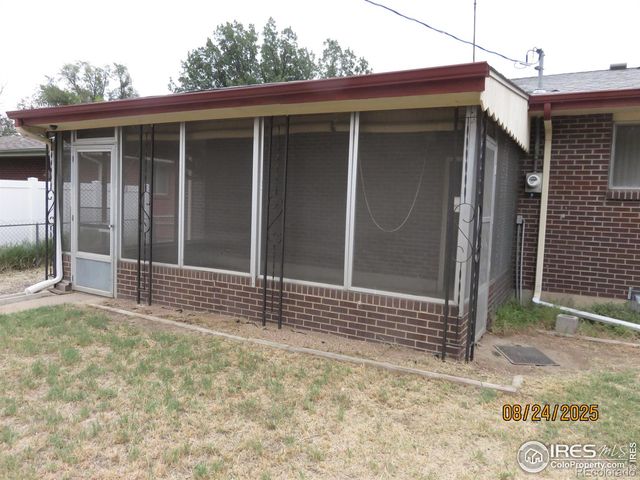 425 35th Ave Ct, Greeley, CO 80634