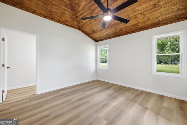 514 Charmin Circle SE, Calhoun, GA 30701