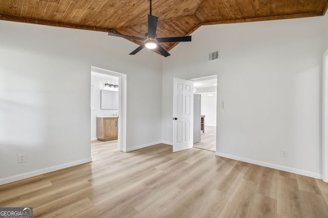 514 Charmin Circle SE, Calhoun, GA 30701